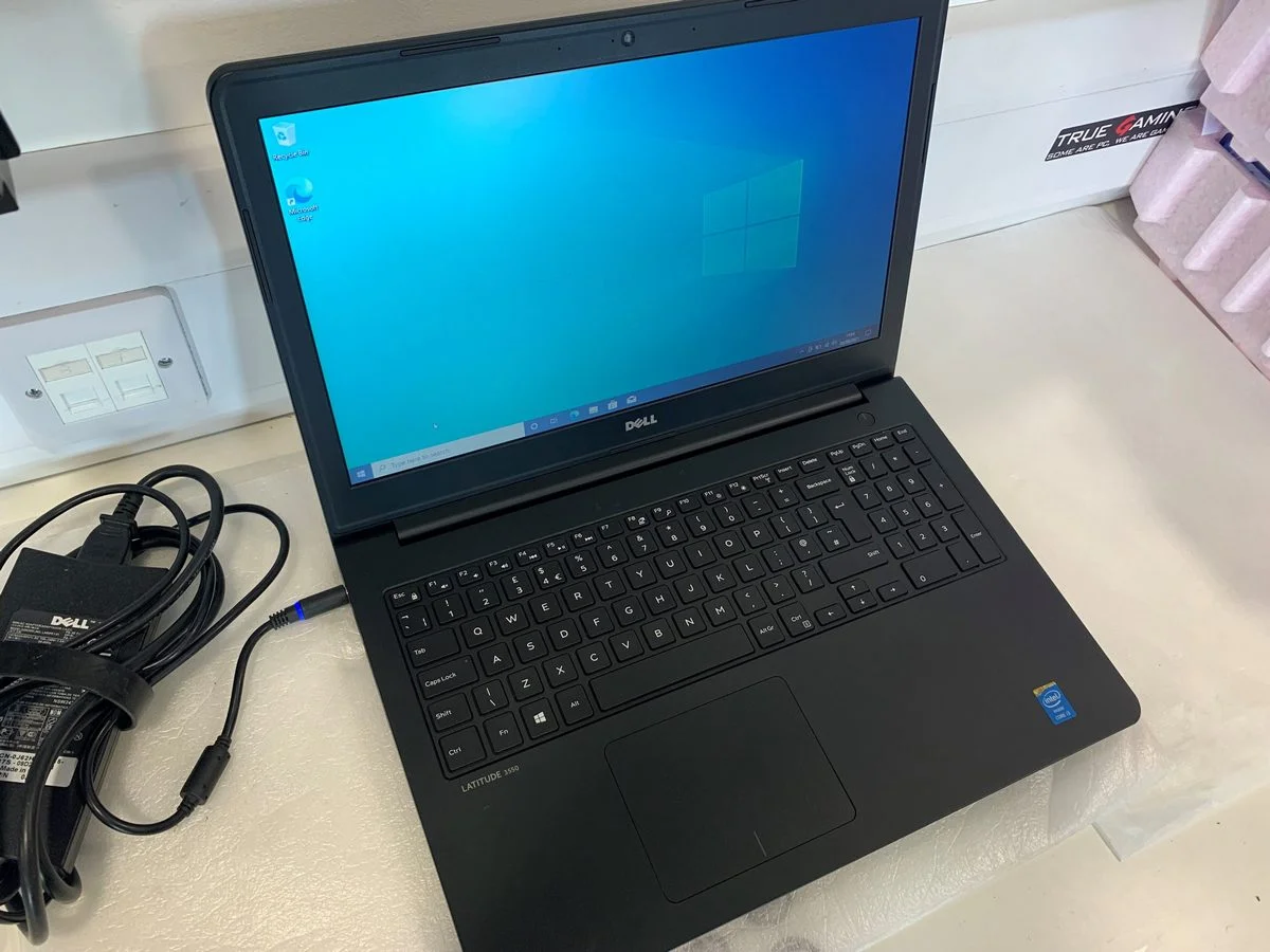 Dell Latitude 3550 Dell Latitude 3550