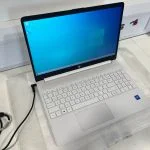 HP 15-FQ1515NA i5-1035G4 laptop 256GB SSD 8GB Ram 15.6" 1920x1080 Win 11 HDMI